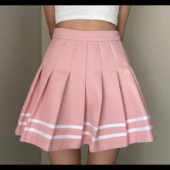 Pink Pleated Skirt - Picture 1 of 2